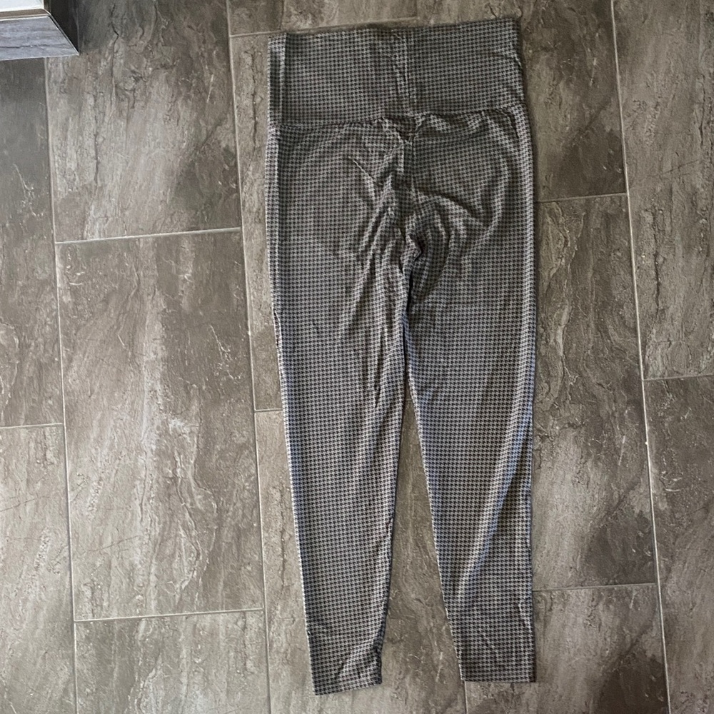 Hatch Maternity Houndstooth Checkered Leggings - Picture 2 of 3